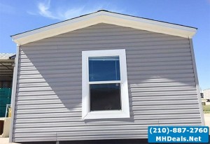 Wind Zone 2 Beautiful Manufactured home exterior